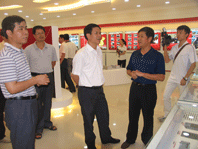 南平市委副書記黃福清、市委常委統(tǒng)戰(zhàn)部部長黃健平一行視察虹潤公司